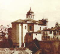 il lato ovest della chiesa attorno al 1930
