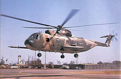 HH-3E take-off from Da Nang 1968